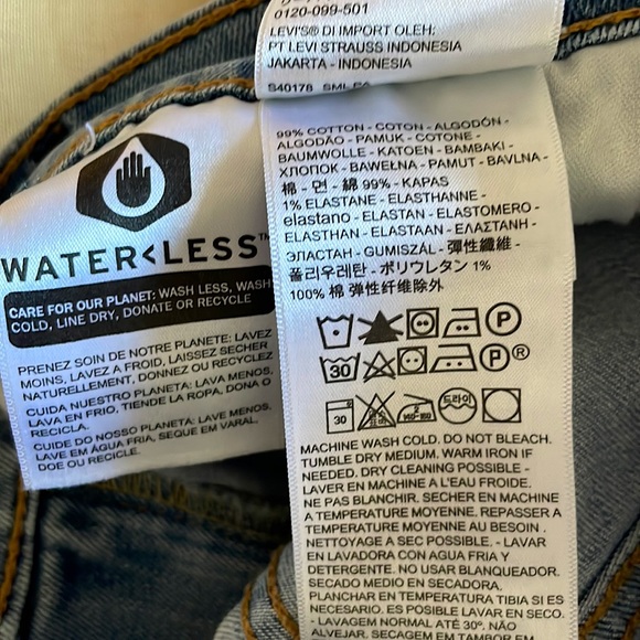 Levi 511 Light Wash Blue Jeans - 32W 29L - Picture 6 of 11